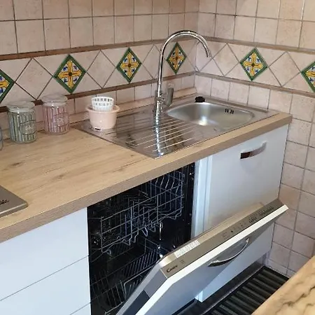 Апартаменти House Isabel Джардіні-Наксос