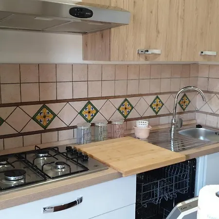 Апартаменты House Isabel
