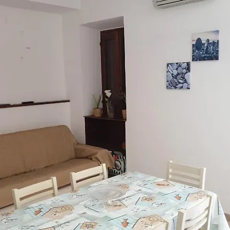 House Isabel Giardini Naxos