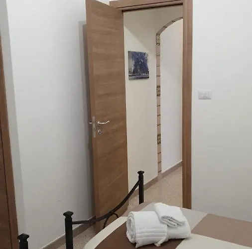 House Isabel Apartment Giardini Naxos