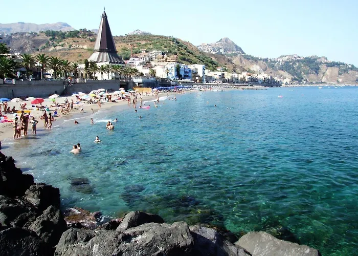 House Isabel Apartment